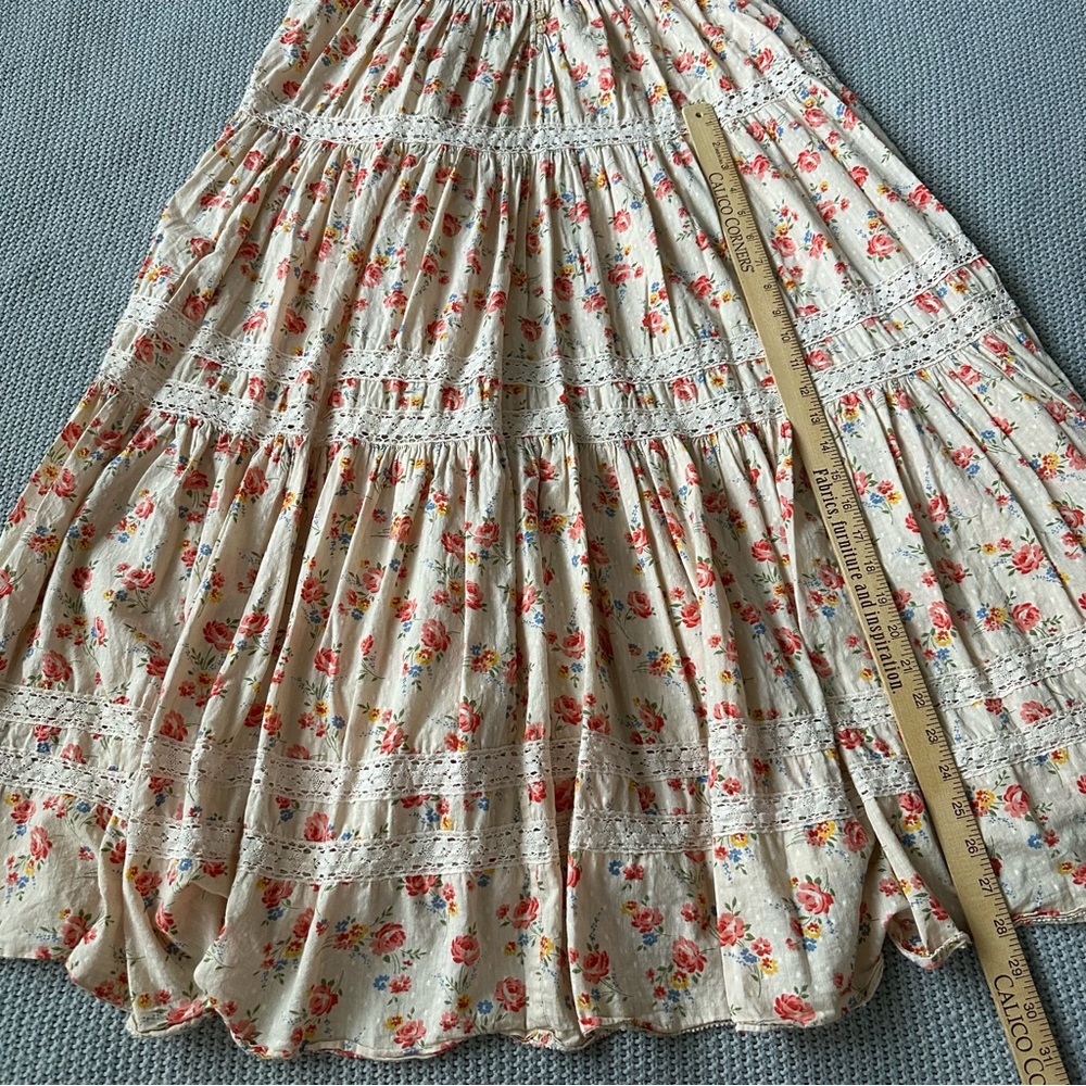 The Great. Serenade Dress in Pale Pink Kerchief Rose Print - Picture 5 of 17